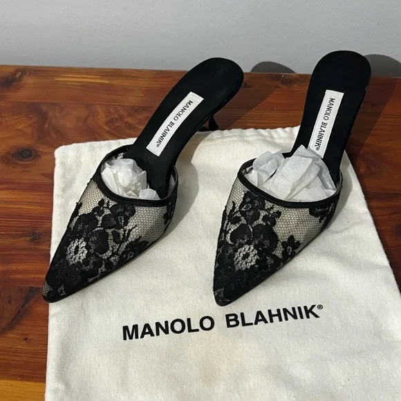 Vintage Manolo Blahnik Black Lace Kitten Heels - Picture 2 of 12